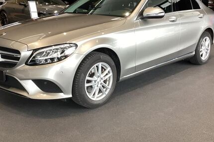 Mercedes-Benz C 200 95.890 km 21.900 &euro; Ravensburg 88214