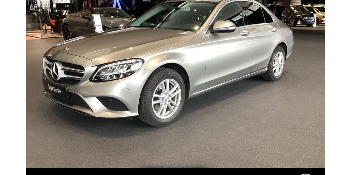 Mercedes-Benz C 200 95.890 km 21.900 &euro; Ravensburg 88214