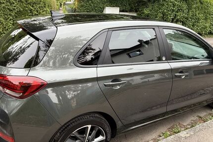 Hyundai i30 111.673 km 16.200 &euro; Friedrichshafen 88046