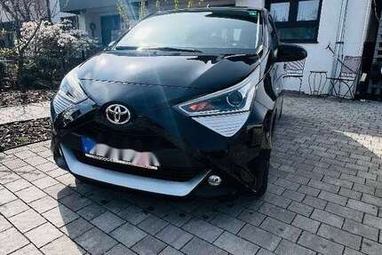 Toyota Aygo 20.000 km 11.999 &euro; Weingarten 88250