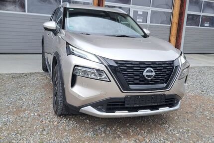 Nissan X-Trail 35.600 km 26.800 &euro; Berg 88276