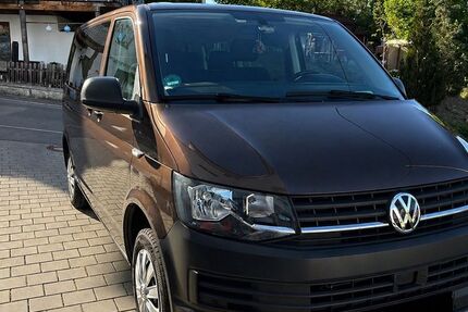 VW T6 Caravelle 131.000 km 25.000 &euro; Meersburg 88709