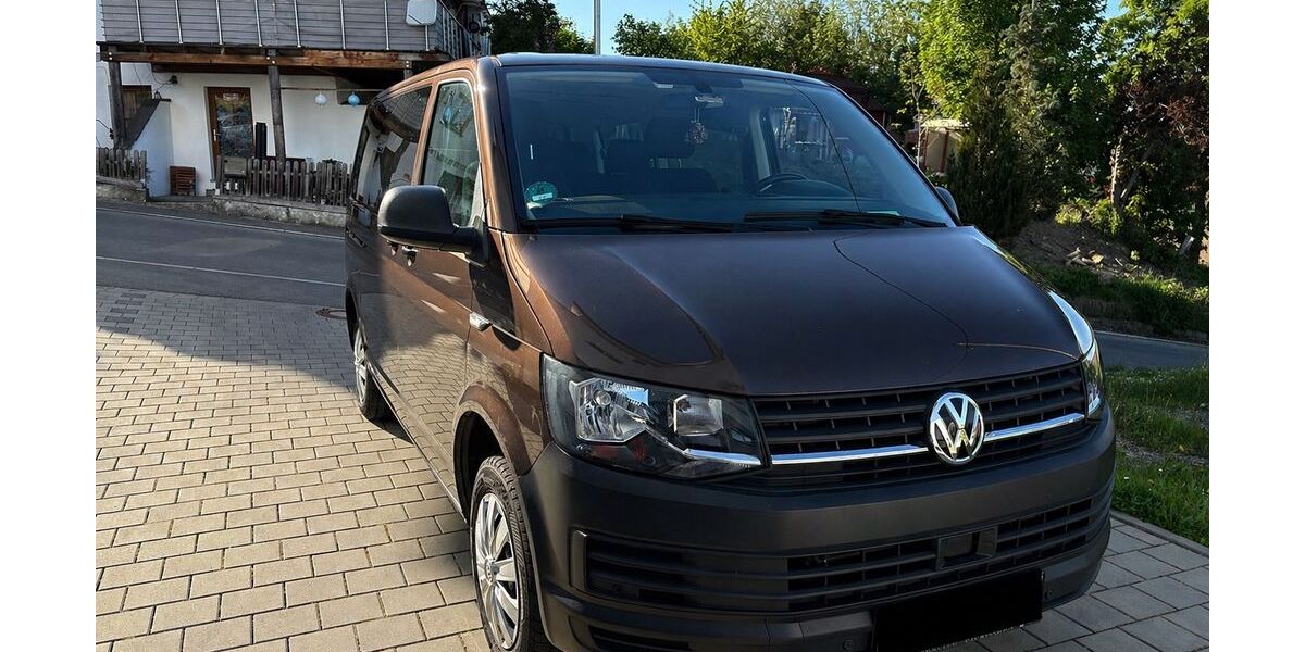 VW T6 Caravelle 131.000 km 25.000 &euro; Meersburg 88709
