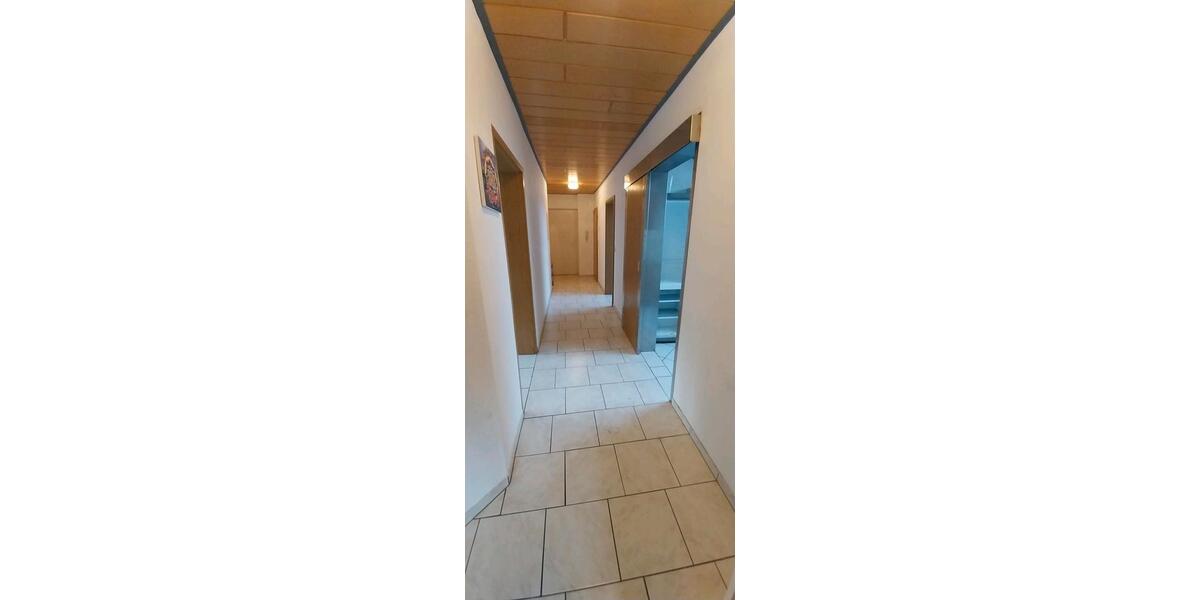 Dachgeschoßwohnung Eriskirch - 3 Zimmer, 66 m&sup2;, 1.100&euro; | Angebot:25446980