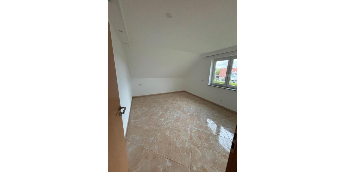 Etagenwohnung Baienfurt - 4 Zimmer, 117 m&sup2;, 1.900&euro; | Angebot:25407155