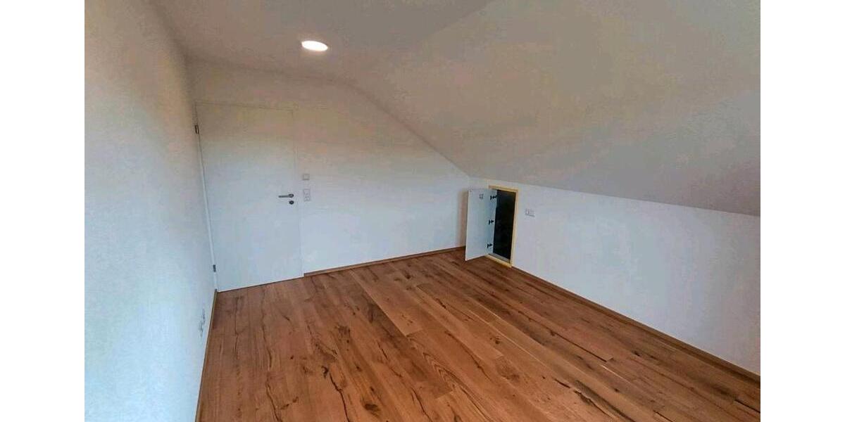 Dachgeschoßwohnung Baienfurt - 2 Zimmer, 56 m&sup2;, 240.000&euro; | Angebot:26577462