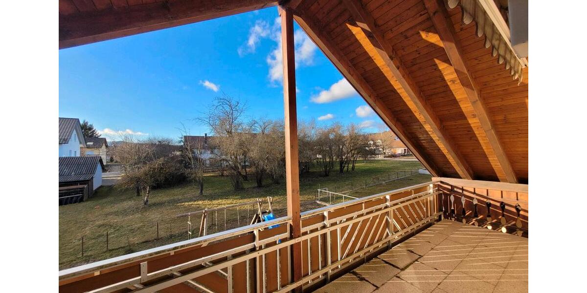 Dachgeschoßwohnung Frickingen - 4 Zimmer, 88 m&sup2;, 1.300&euro; | Angebot:24431604