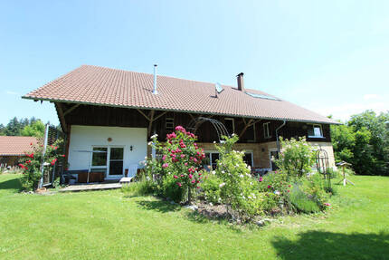 Haus Waldburg - 1 Zimmer, 400 m&sup2;, 1.938.000&euro; | Angebot:25682937