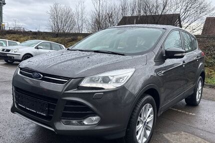 Ford Kuga 127.000 km 10.800 &euro; Friedrichshafen 88045