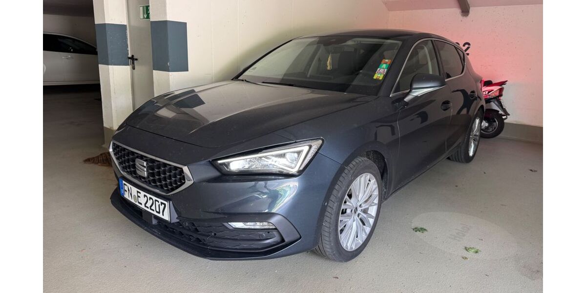 Seat Leon 45.000 km 18.500 &euro; Friedrichshafen 88046