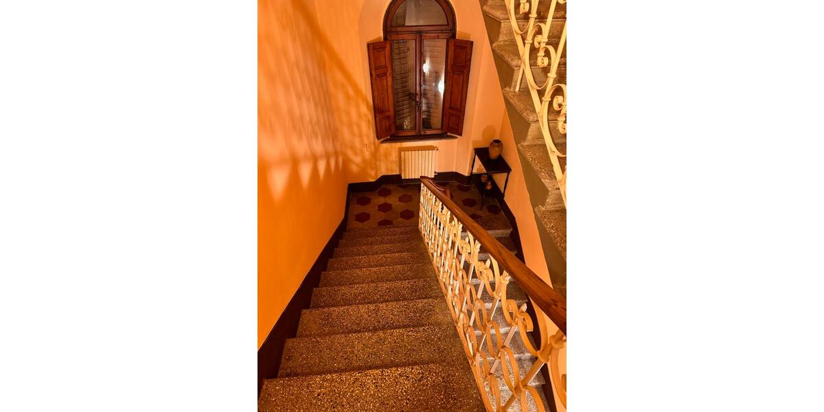 Einfamilienhaus Tettnang - 9 Zimmer, 318 m&sup2;, 900.000&euro; | Angebot:19497430