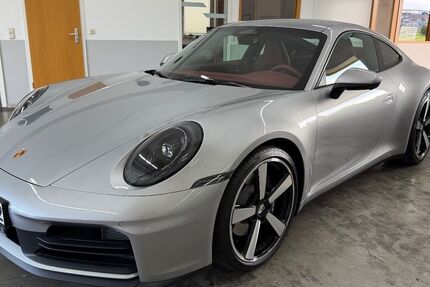 Porsche 992 1.680 km 147.900 &euro; Bermatingen 88697