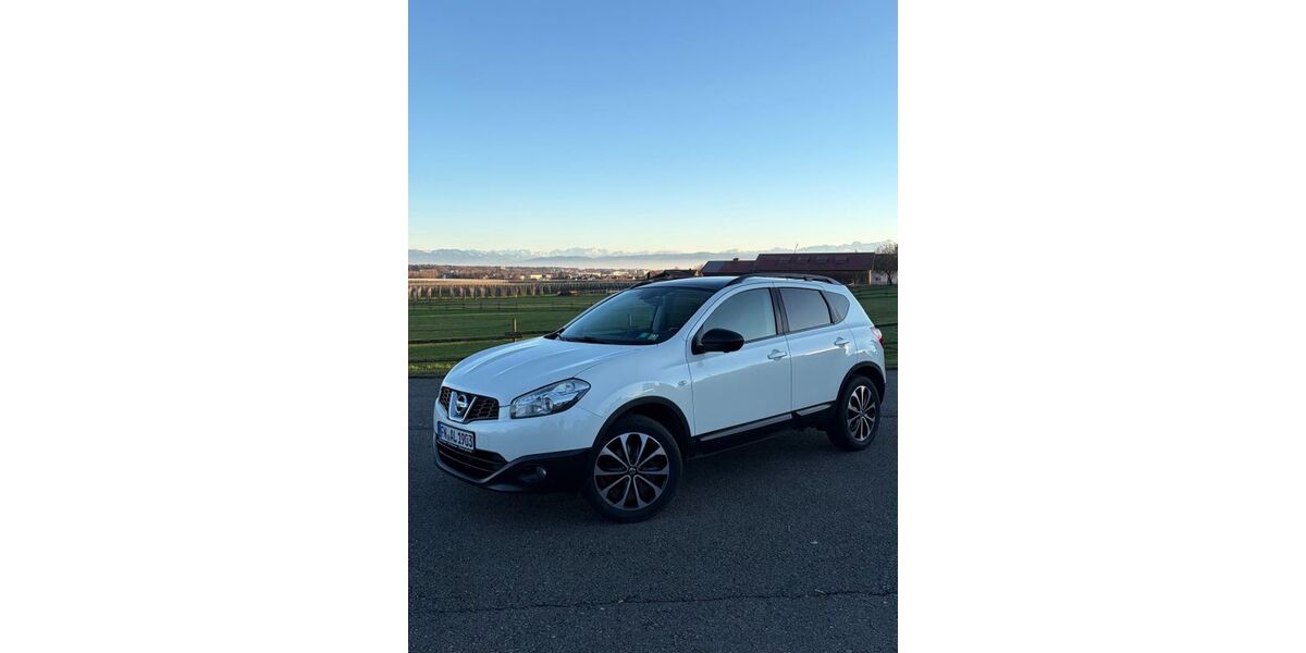 Nissan Qashqai 110.000 km 8.300 &euro; Friedrichshafen 88045
