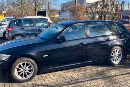 BMW 320 129.000 km 12.500 &euro; Friedrichshafen 88046