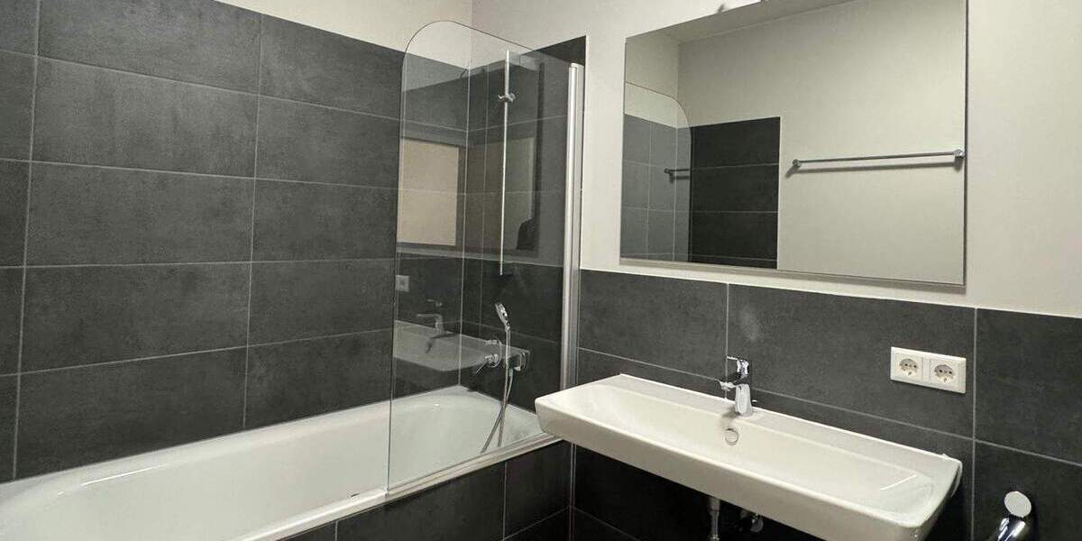 Etagenwohnung Konstanz Petershausen - 2 Zimmer, 68 m&sup2;, 1.310&euro; | Angebot:25701853