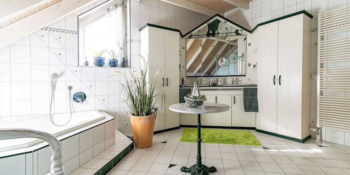 Einfamilienhaus Tettnang Tannau - 7 Zimmer, 245 m&sup2;, 975.000&euro; | Angebot:25968737