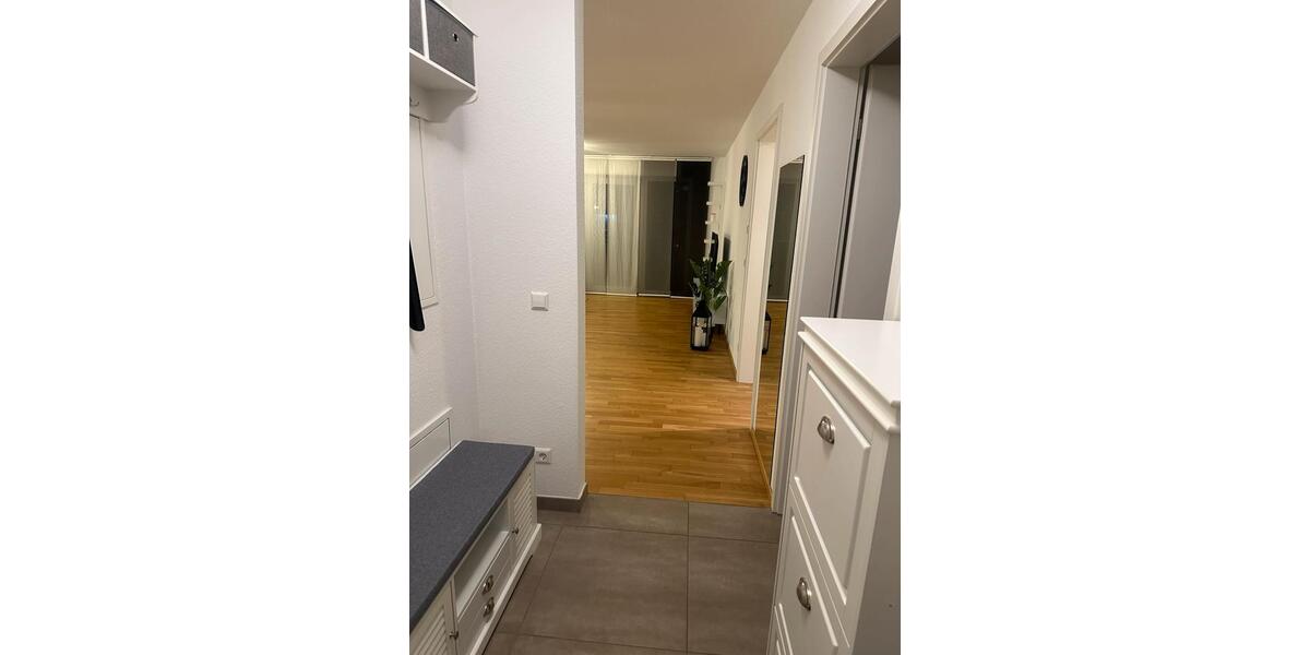 Etagenwohnung Friedrichshafen - 2.5 Zimmer, 72 m&sup2;, 1.629&euro; | Angebot:25920937