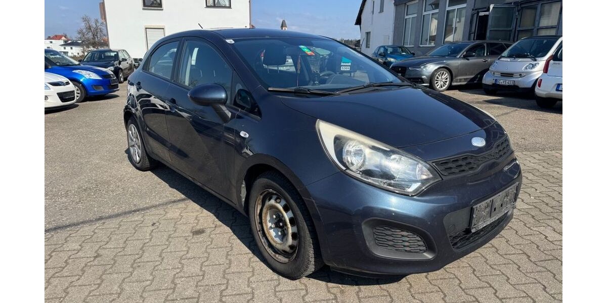 Kia Rio 255.000 km 2.790 &euro; Baienfurt 88255