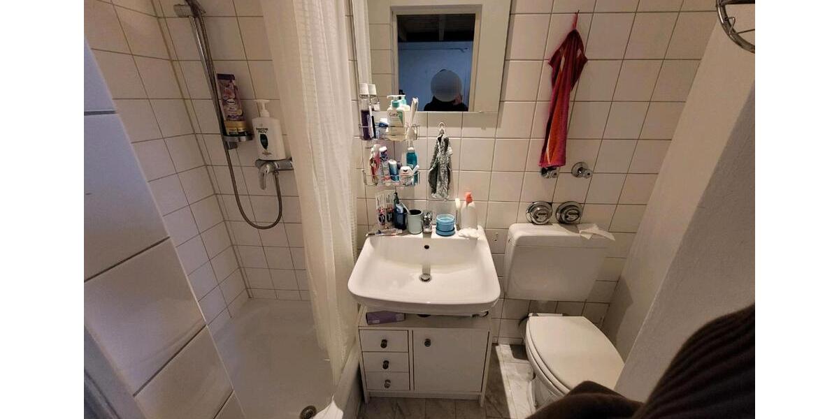 Etagenwohnung Konstanz Konstanz-Fürstenberg - 1 Zimmer, 20 m&sup2;, 450&euro; | Angebot:25881365