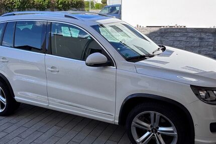 VW Tiguan 233.000 km 12.800 &euro; Baindt 88255