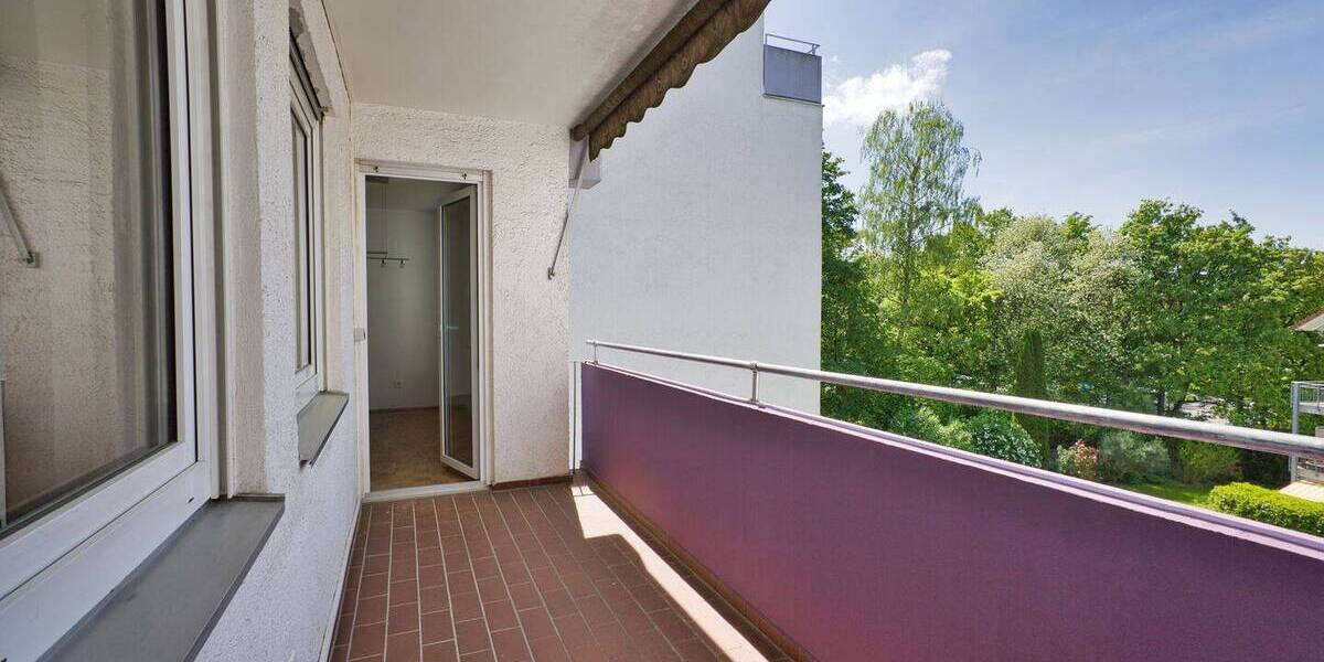 Etagenwohnung Ravensburg Weißenau - 4 Zimmer, 87 m&sup2;, 299.000&euro; | Angebot:26797701