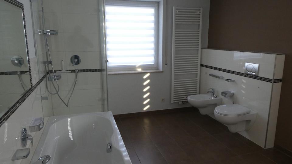 Etagenwohnung Friedrichshafen - 6 Zimmer, 156 m&sup2;, 2.100&euro; | Angebot:25934864