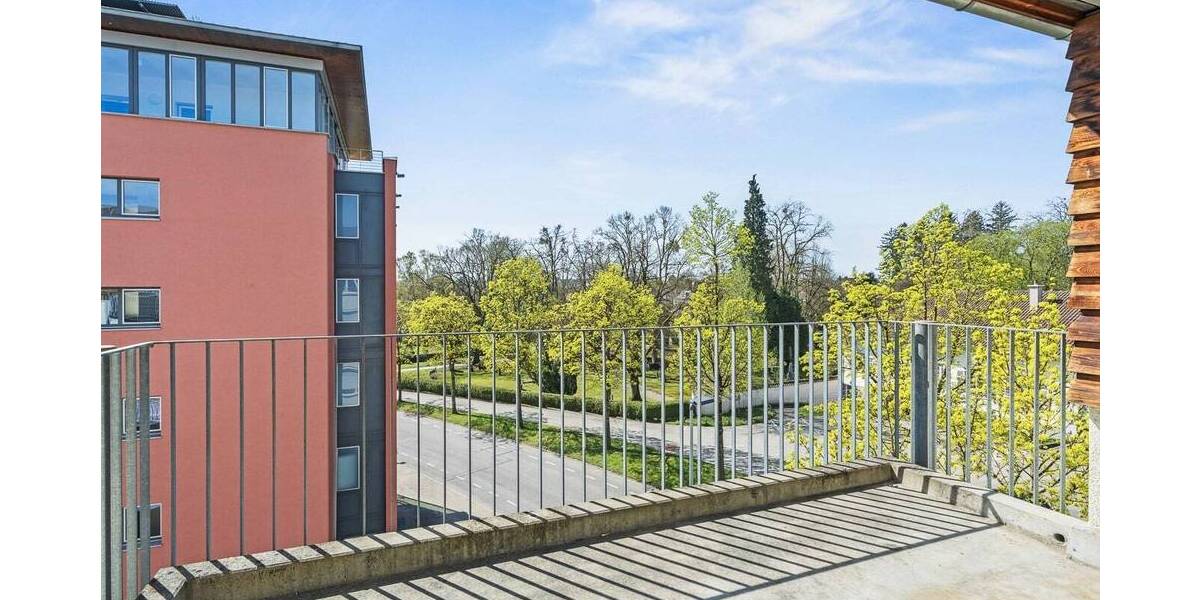 Etagenwohnung Friedrichshafen - 4 Zimmer, 93 m&sup2;, 395.000&euro; | Angebot:26569086