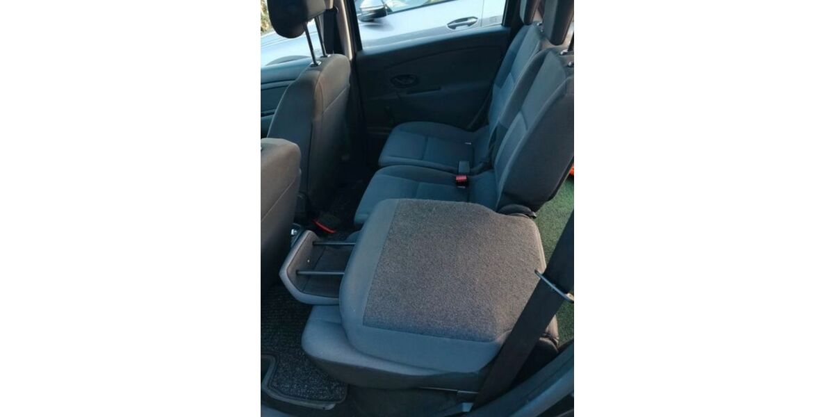 Renault Scenic 145.000 km 4.300 &euro; Friedrichshafen 88045