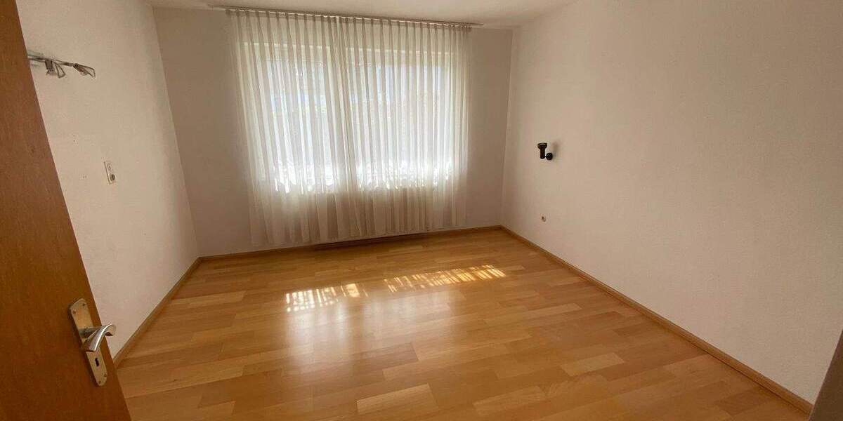 Etagenwohnung Wasserburg (Bodensee) Wasserburg - 8 Zimmer, 209 m&sup2;, 750.000&euro; | Angebot:25661061