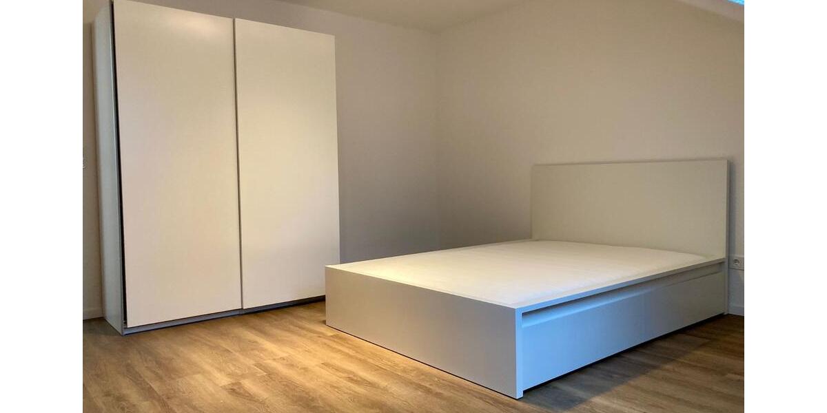Etagenwohnung Konstanz - 4 Zimmer, 24 m&sup2;, 480&euro; | Angebot:25887859