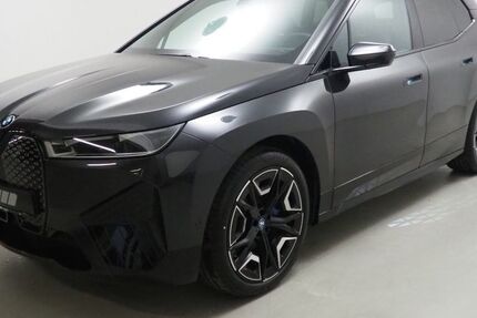 BMW iX 32.640 km 45.900 &euro; Ravensburg 88213