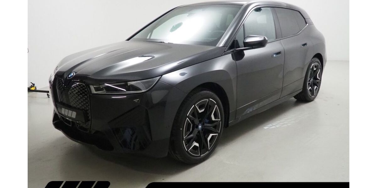 BMW iX 32.640 km 45.900 &euro; Ravensburg 88213