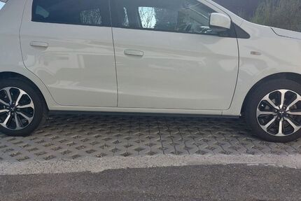 Mitsubishi Space Star 52.300 km 12.400 &euro; TETTNANG 88069