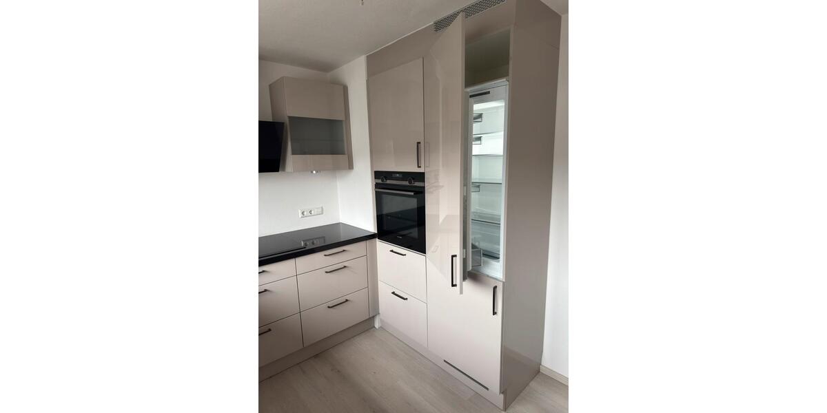 Etagenwohnung Weingarten - 3.5 Zimmer, 98 m&sup2;, 1.650&euro; | Angebot:25875434