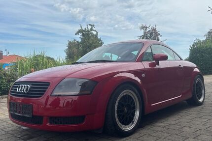Audi TT 241.303 km 6.550 &euro; Wilhelmsdorf 88271