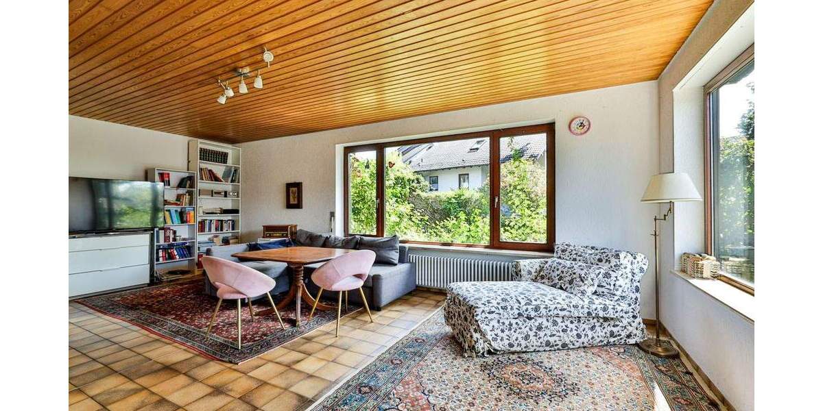 Mehrfamilienhaus, Wohnhaus Konstanz Dettingen - 8 Zimmer, 182 m&sup2;, 880.000&euro; | Angebot:25800335