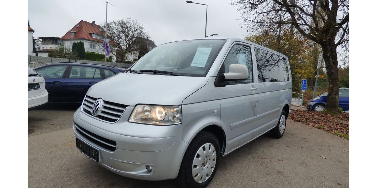 VW T5 Multivan 327.000 km 8.990 &euro; Friedrichshafen 88045