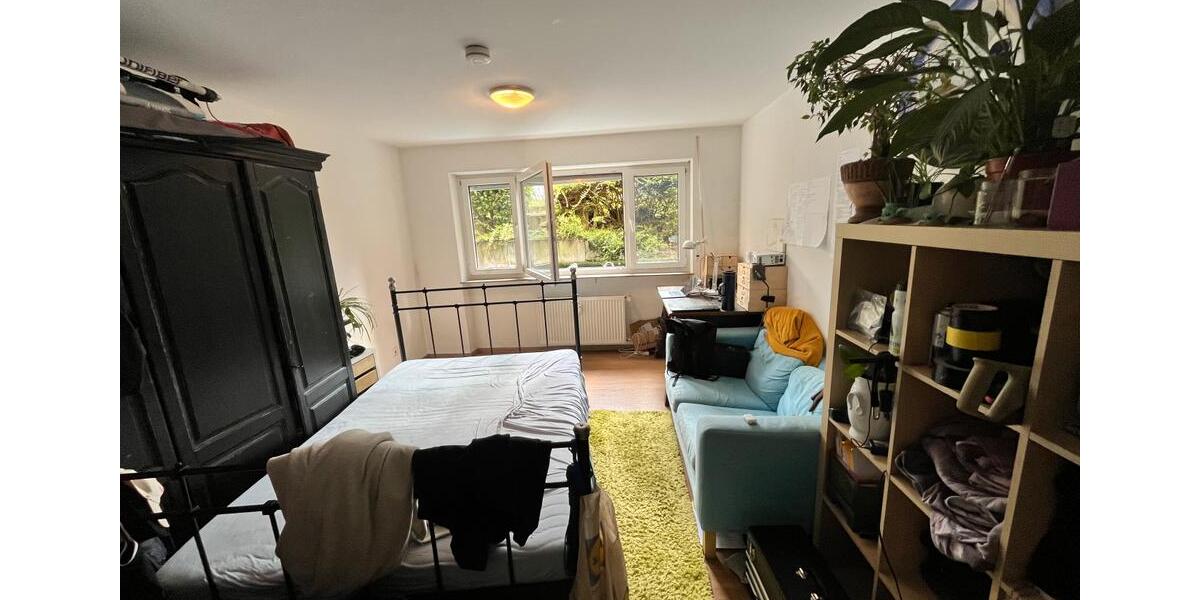 Etagenwohnung Konstanz Allmannsdorf - 16 Zimmer, 72 m&sup2;, 400&euro; | Angebot:25900849