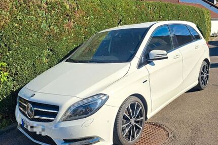 Mercedes-Benz B 180 181.860 km 7.500 &euro; Baindt 88255