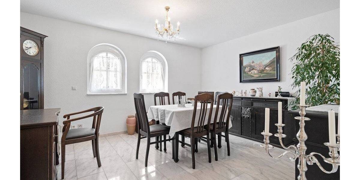 Einfamilienhaus Daisendorf - 8 Zimmer, 230 m&sup2;, 1.295.000&euro; | Angebot:26015686