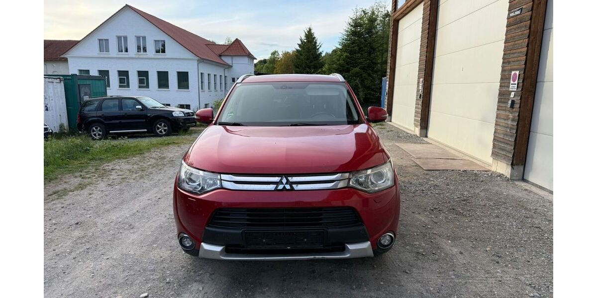 Mitsubishi Outlander 189.400 km 7.999 &euro; Ravensburg 88212