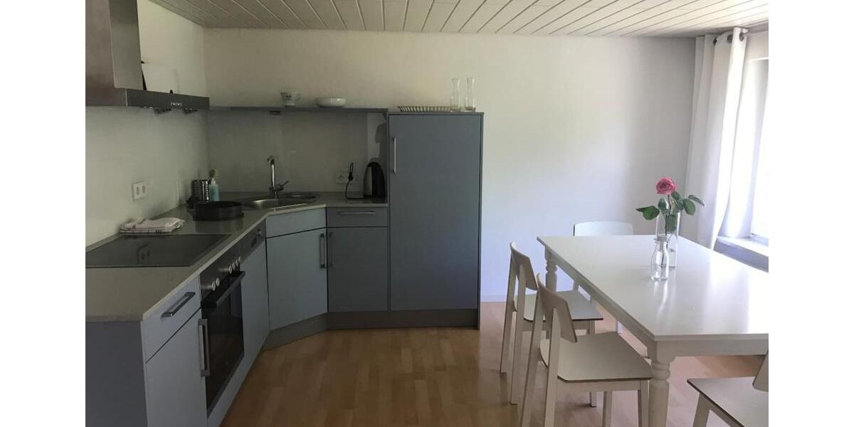 Etagenwohnung Überlingen - 2.5 Zimmer, 70 m&sup2;, 880&euro; | Angebot:25369098