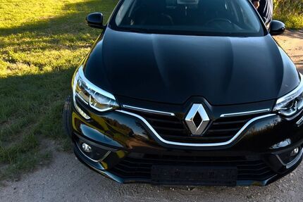 Renault Megane 74.200 km 11.400 &euro; Mühlingen 78357