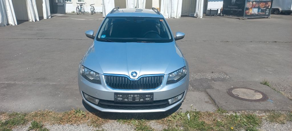 Skoda Octavia 265.400 km 7.990 &euro; Friedrichshafen 88046