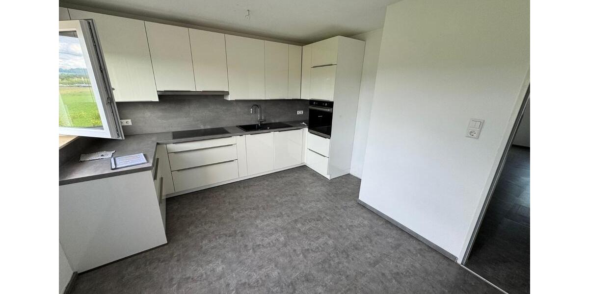 Etagenwohnung Salem - 4 Zimmer, 83 m&sup2;, 1.200&euro; | Angebot:26616088