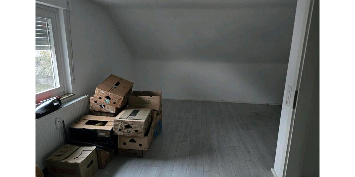 Dachgeschoßwohnung Oberteuringen - 2 Zimmer, 55 m&sup2;, 960&euro; | Angebot:26023518