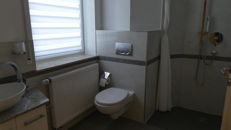 Etagenwohnung Friedrichshafen - 6 Zimmer, 156 m&sup2;, 2.100&euro; | Angebot:25934864