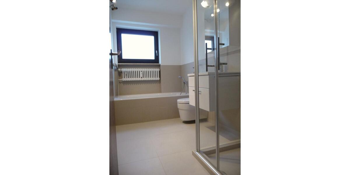 Hochparterre Überlingen - 2.5 Zimmer, 74 m&sup2;, 1.082&euro; | Angebot:25328142