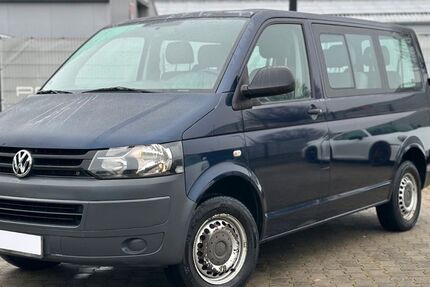 VW T5 Transporter 211.000 km 10.999 &euro; Friedrichshafen 88045