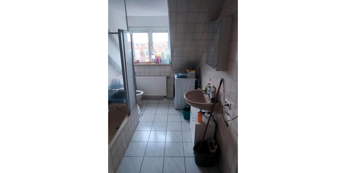 Dachgeschoßwohnung Wolpertswende - 3 Zimmer, 90 m&sup2;, 1.200&euro; | Angebot:25045580